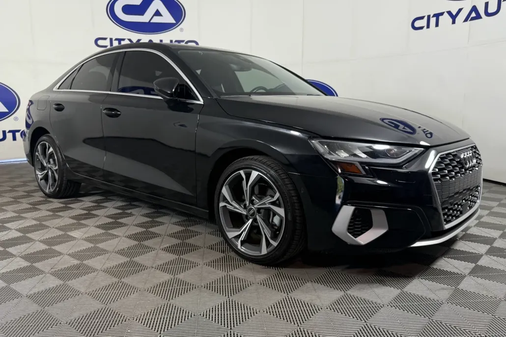 2022 Audi A3 Premium 40 TFSI photo 1