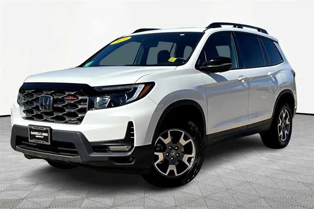2023 Honda Passport TrailSport photo 1
