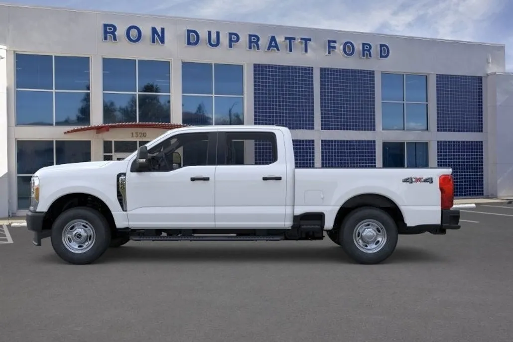2025 Ford F-250 XL photo 1