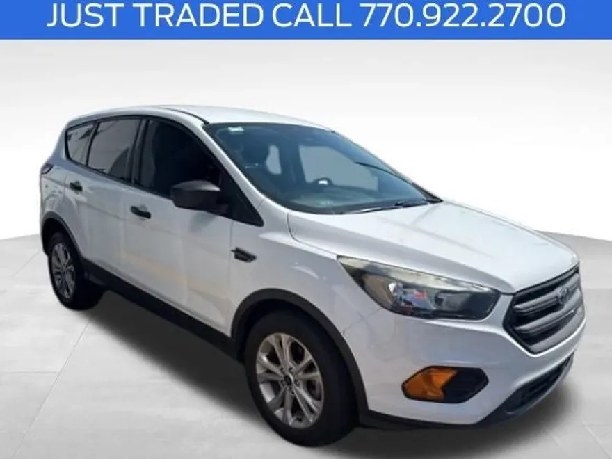 2019 Ford Escape S photo 1
