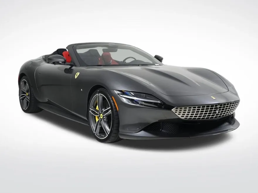 2024 Ferrari Roma Base photo 1