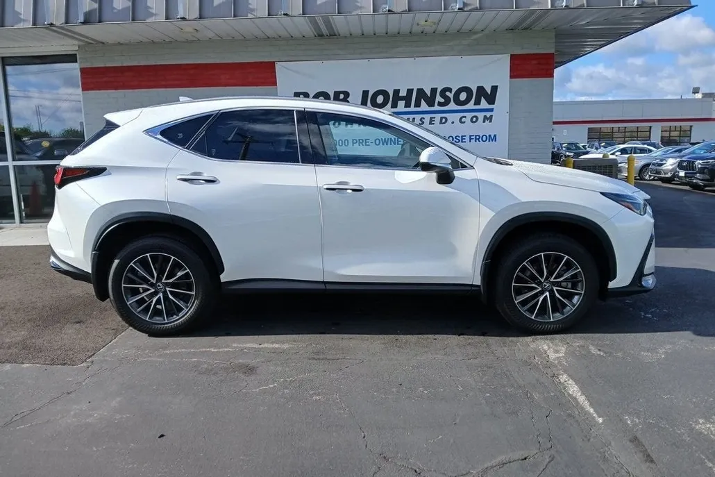 2025 Lexus NX 350h Premium photo 1
