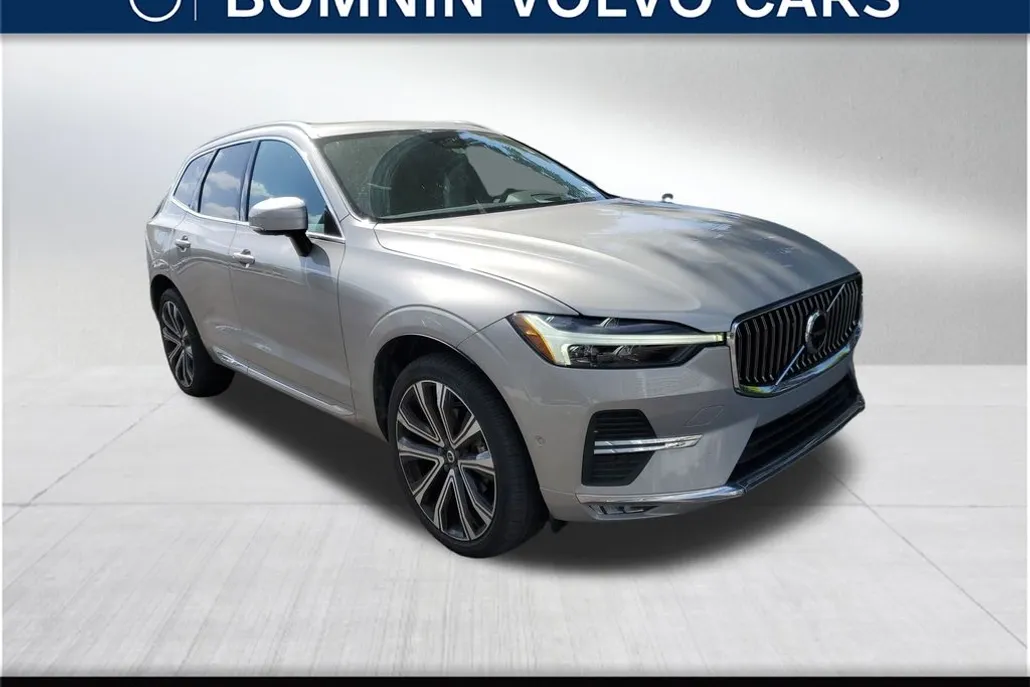 2023 Volvo XC60 B5 Ultimate photo 1