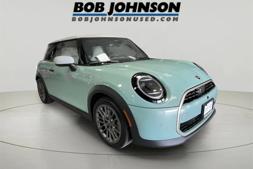 2025 Mini Cooper 2 Door Hardtop photo 1