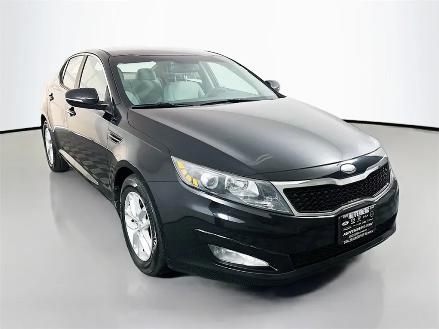 2013 Kia Optima LX photo 1