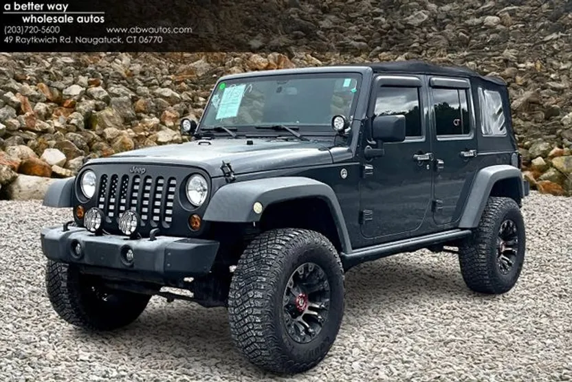 2016 Jeep Wrangler Unlimited Black Bear photo 1