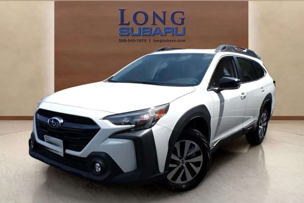 2025 Subaru Outback Premium photo 1