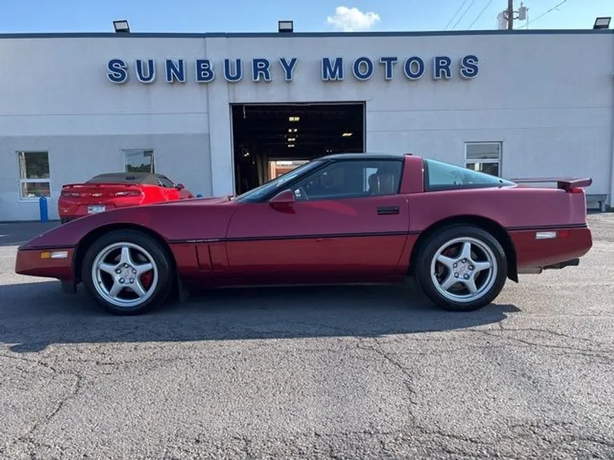 1989 Chevrolet Corvette Base photo 1