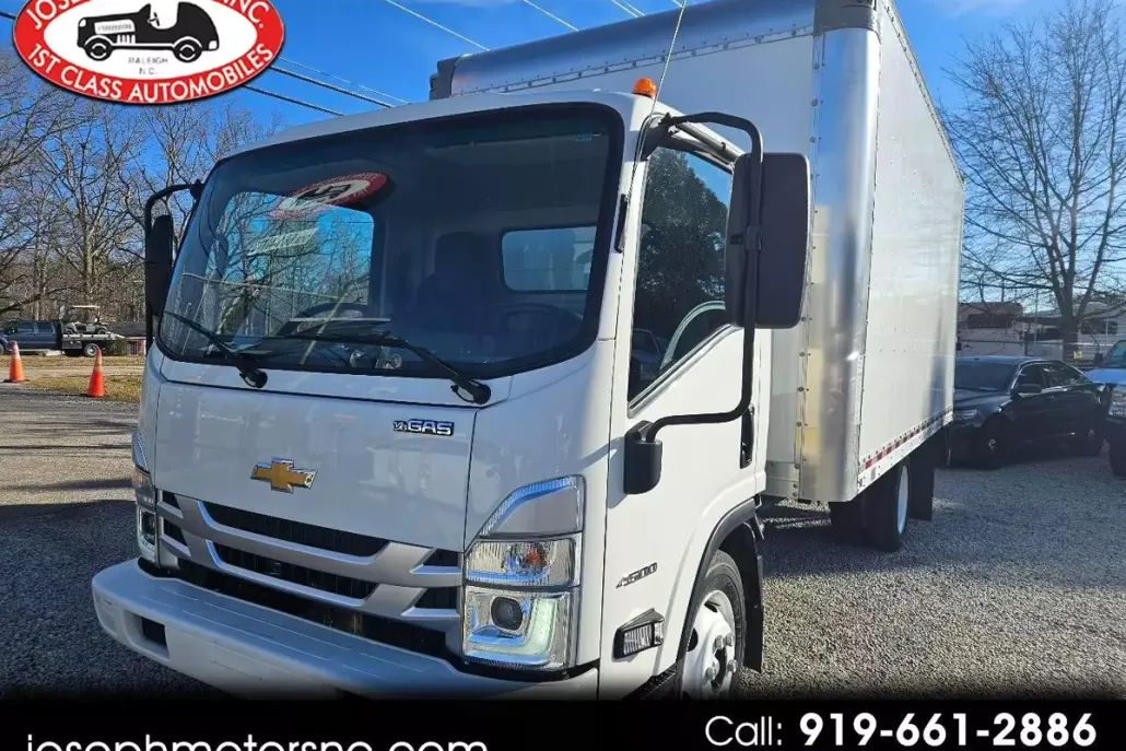 2023 Chevrolet Silverado 4500HD photo 1
