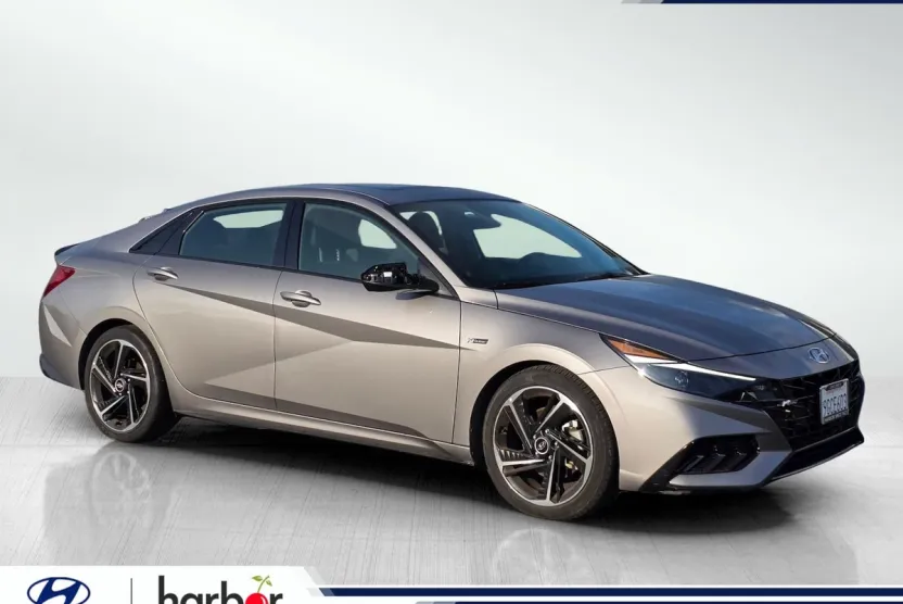 2023 Hyundai Elantra N Line photo 1