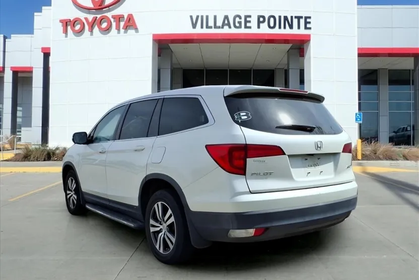 2016 Honda Pilot EX-L photo 1