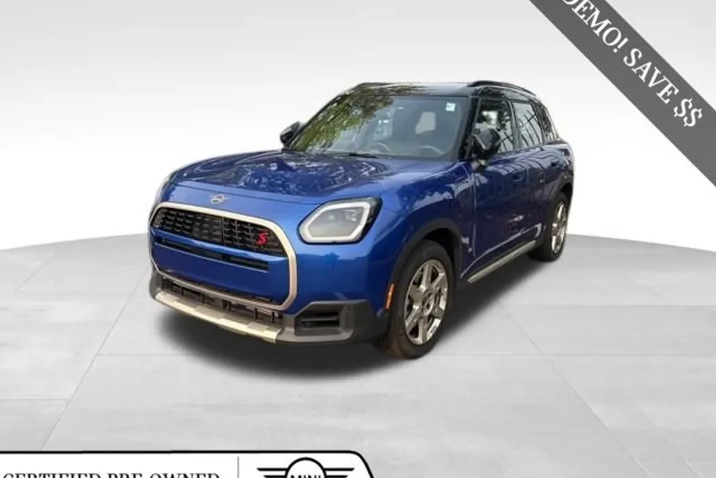 2025 Mini Cooper Signature photo 1