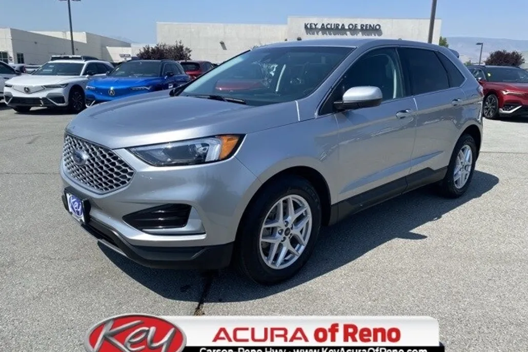 2023 Ford Edge SEL photo 1