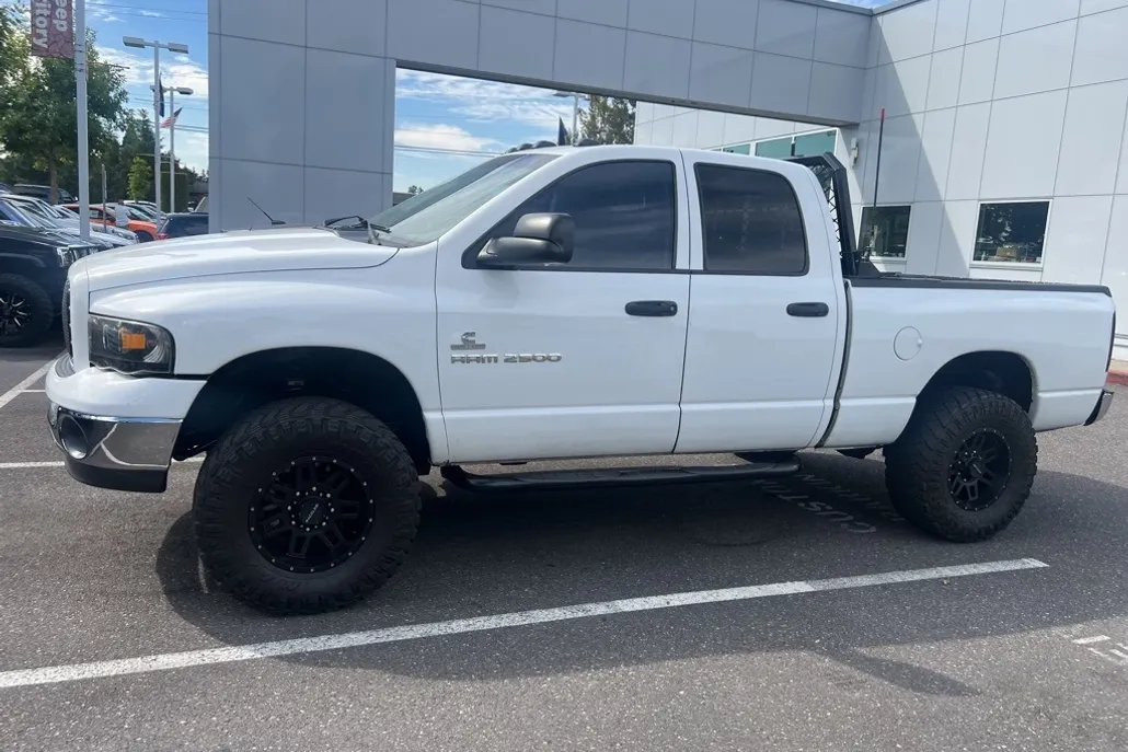2003 Dodge Ram ST photo 1
