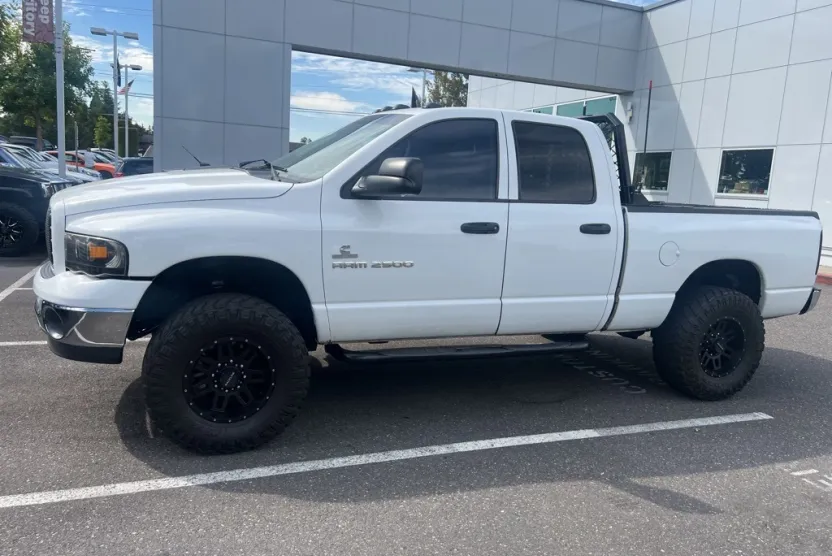 2003 Dodge Ram ST photo 1