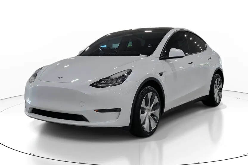 2023 Tesla Model Y Long Range photo 1
