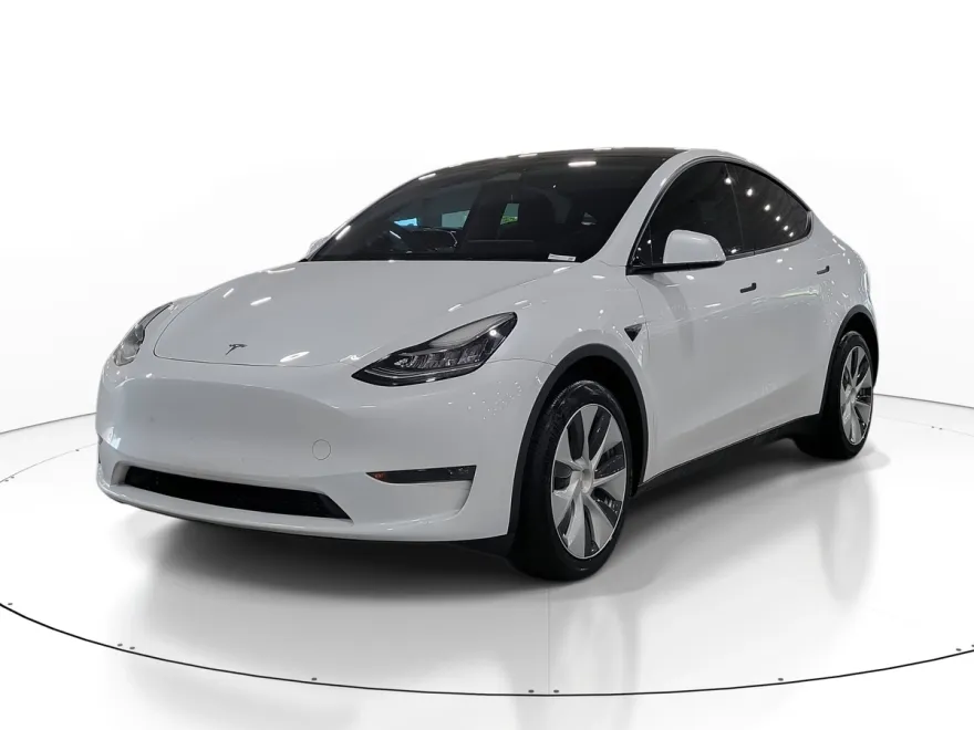 2023 Tesla Model Y Long Range photo 1