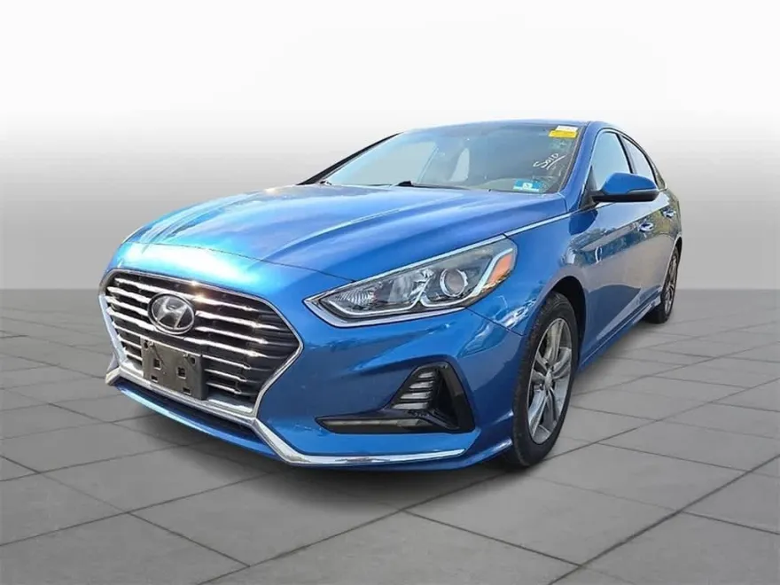 2018 Hyundai Sonata SEL photo 1