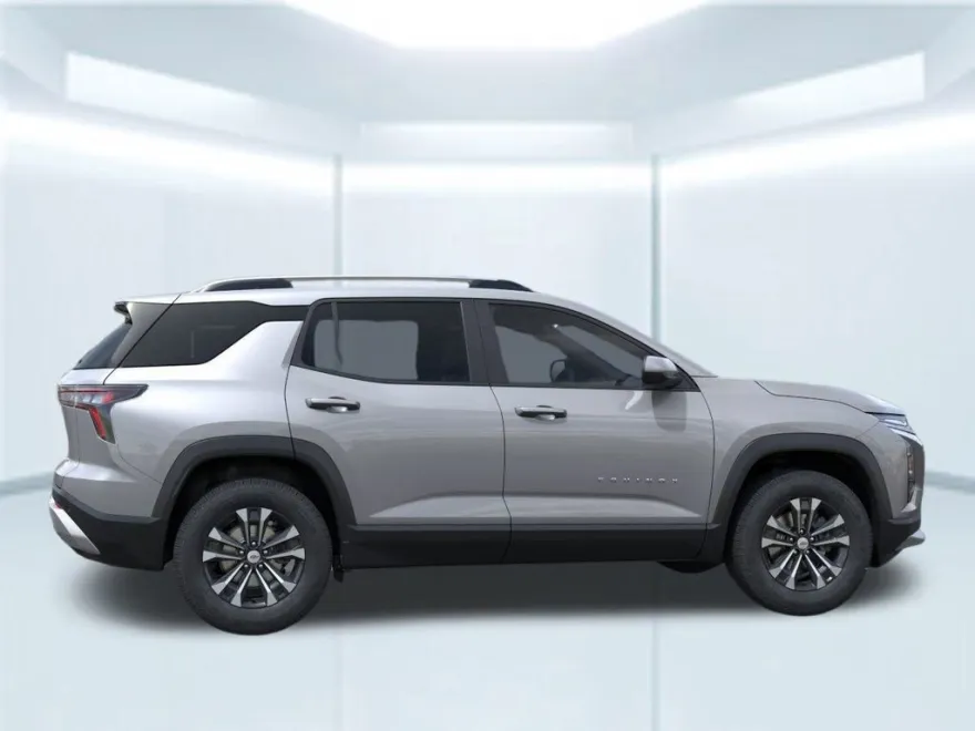 2026 Chevrolet Equinox LT photo 1