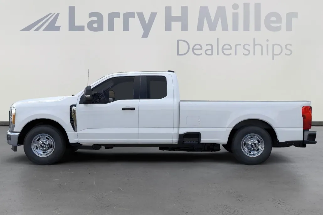 2025 Ford F-250 XL photo 1