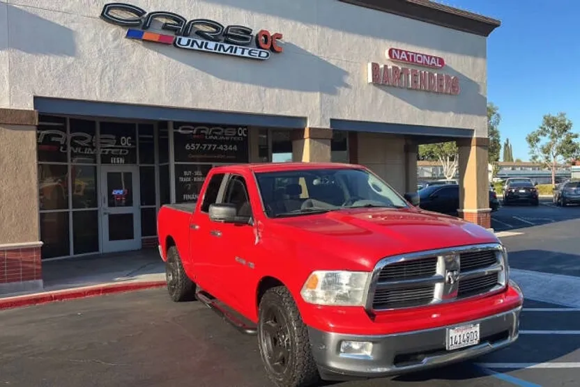 2010 Dodge Ram SLT photo 1