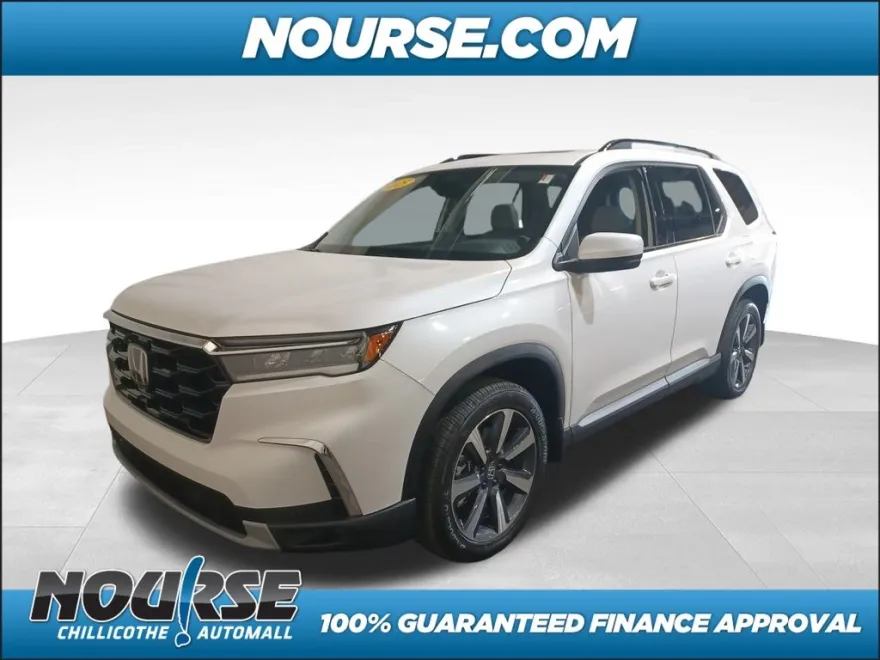 2025 Honda Pilot Touring photo 1