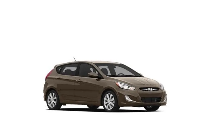 2012 Hyundai Accent GS photo 1