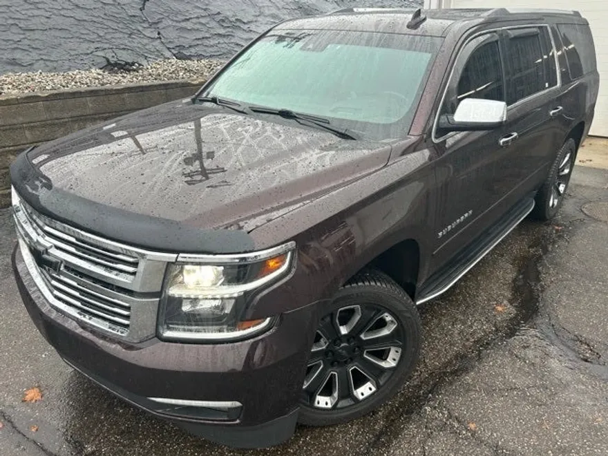 2020 Chevrolet Suburban Premier photo 1