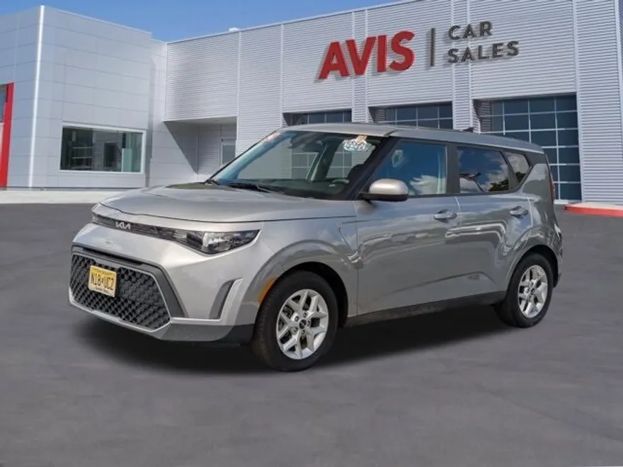2024 Kia Soul LX photo 1