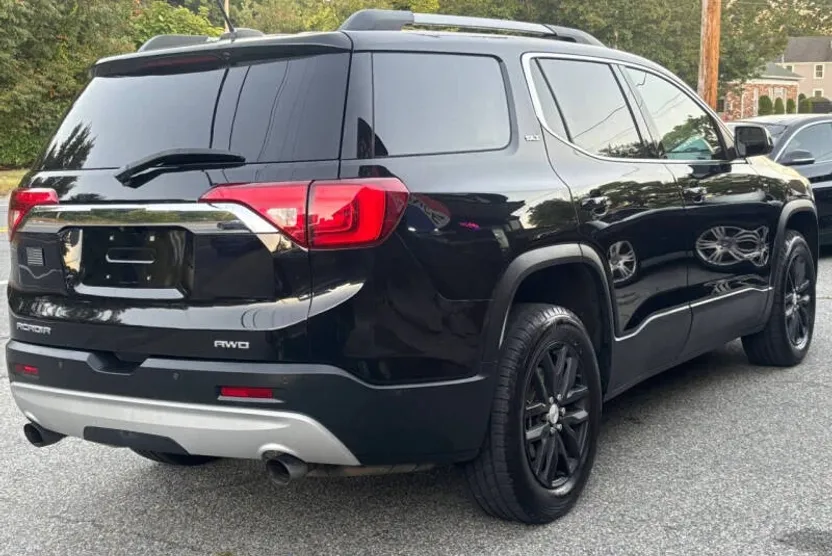 2019 Gmc Acadia SLT photo 1