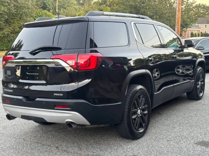 2019 Gmc Acadia SLT photo 1