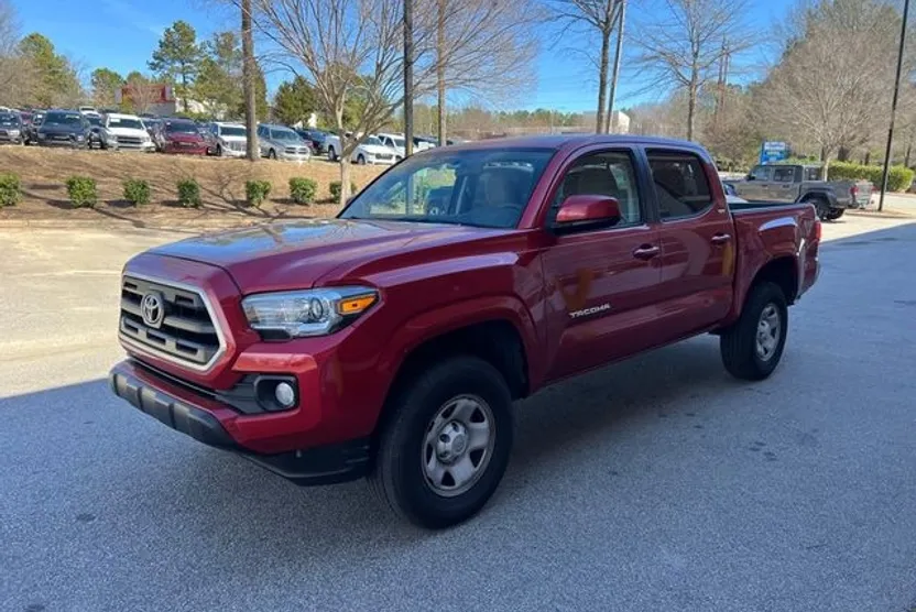 2016 Toyota Tacoma SR5 V6 photo 1