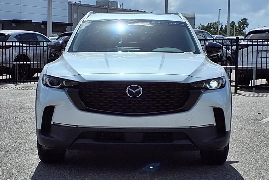 2023 Mazda CX-50 2.5 Preferred Plus photo 1