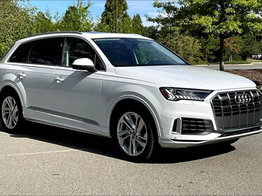 2021 Audi Q7 55 Prestige photo 1