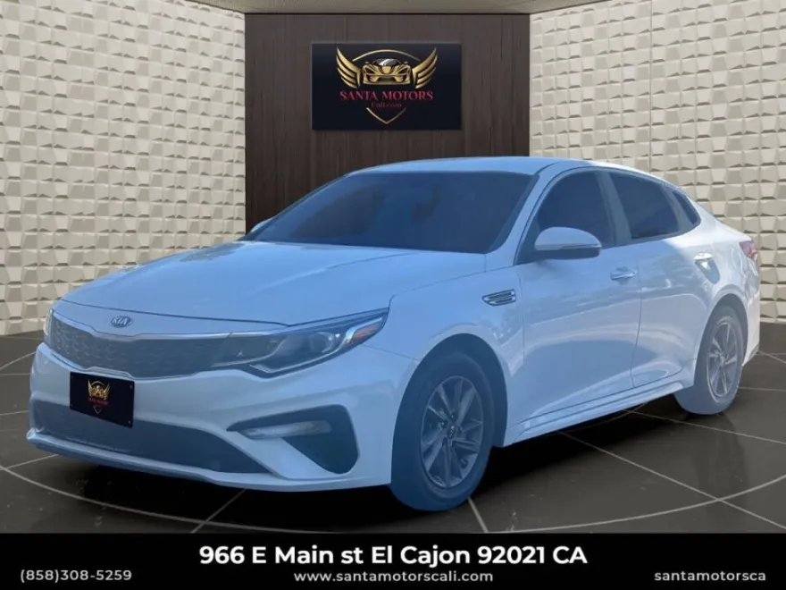 2020 Kia Optima LX photo 1