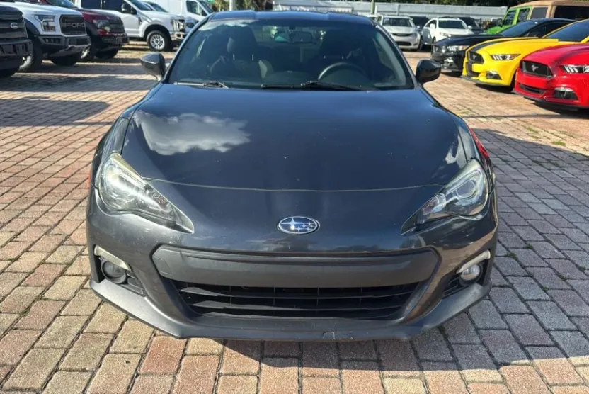2016 Subaru BRZ Limited photo 1