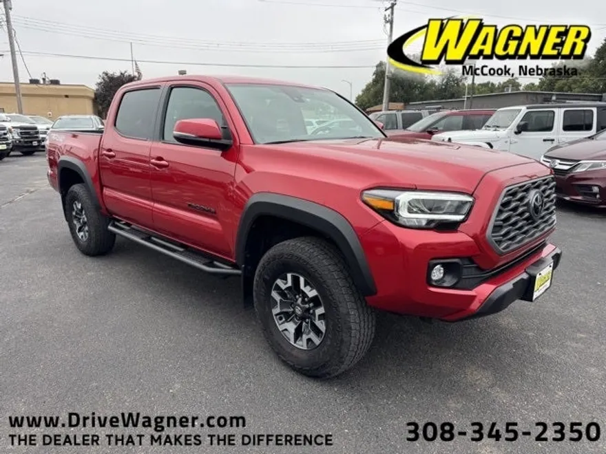2023 Toyota Tacoma TRD Off-Road V6 photo 1
