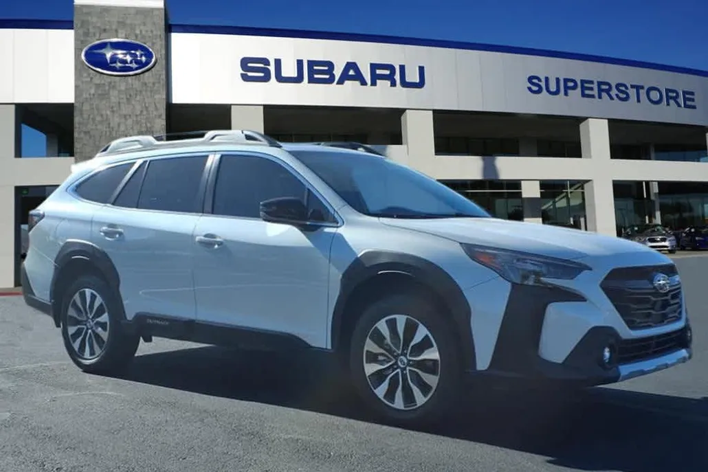 2024 Subaru Outback Limited photo 1