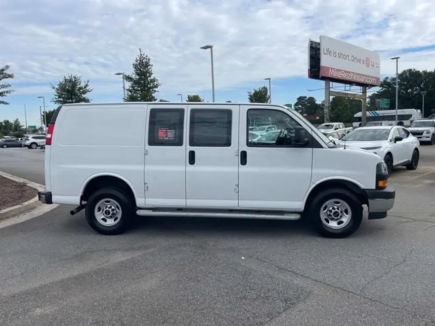 2023 Gmc Savana 2500 Cargo photo 1