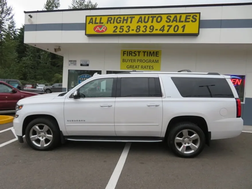 2016 Chevrolet Suburban LTZ photo 1