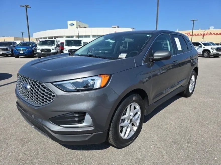 2024 Ford Edge SEL photo 1