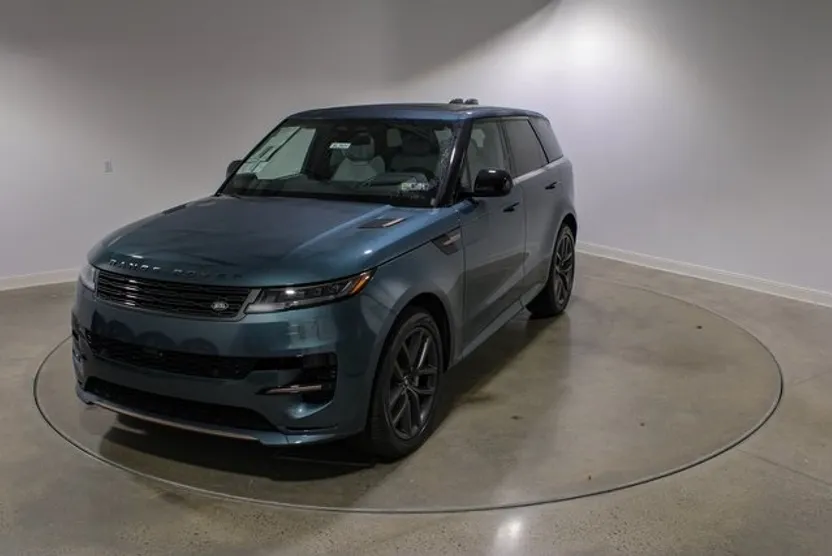 2025 Land Rover Range Rover Sport SE photo 1
