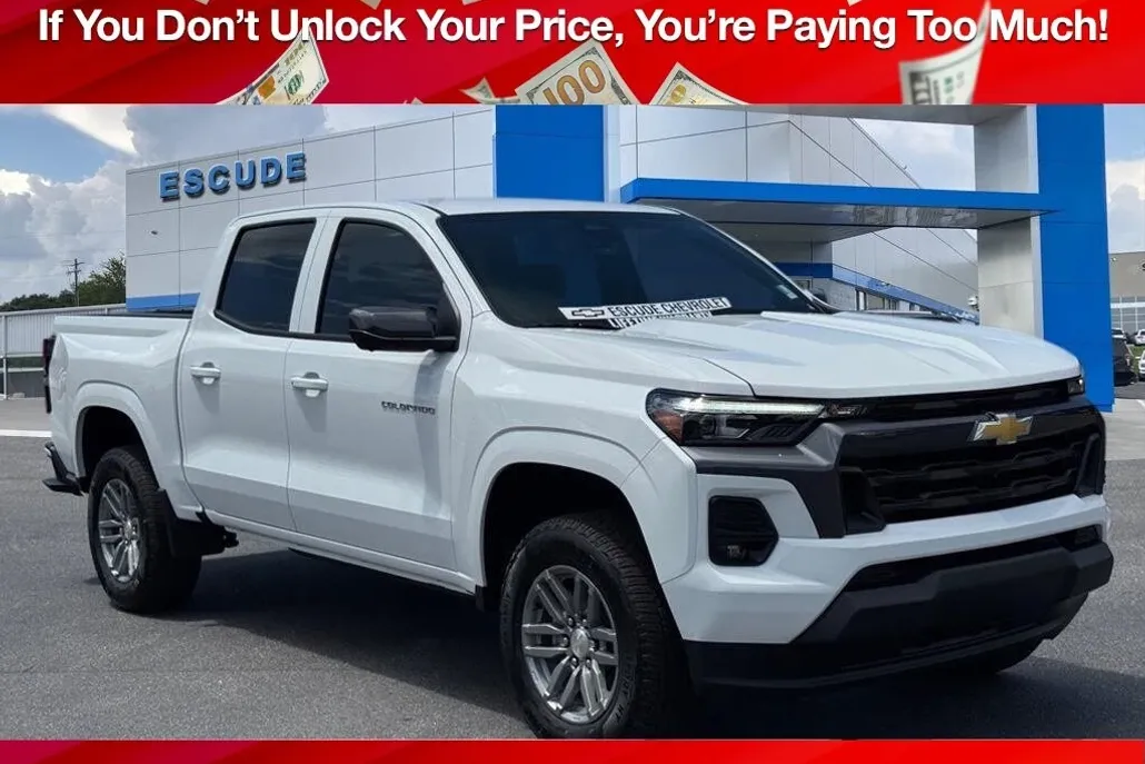 2026 Chevrolet Colorado LT photo 1