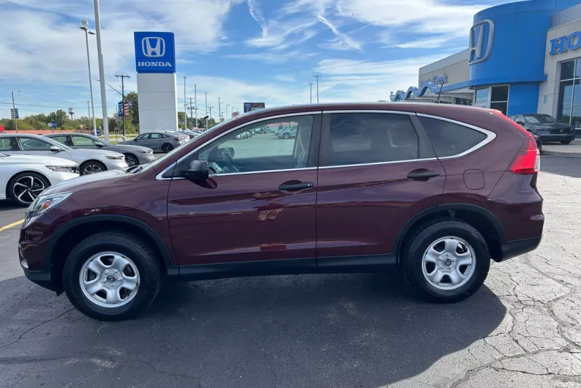 2015 Honda CR-V LX photo 1