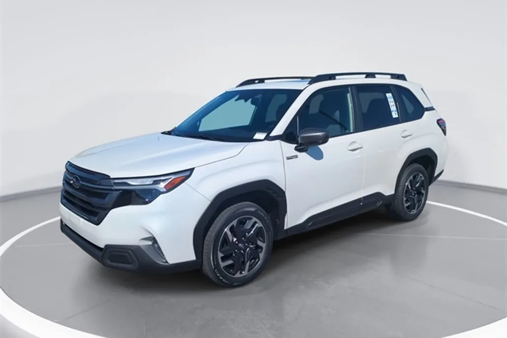 2025 Subaru Forester Limited photo 1