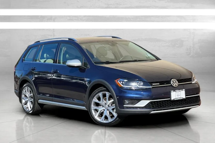 2019 Volkswagen Golf Alltrack TSI SE photo 1