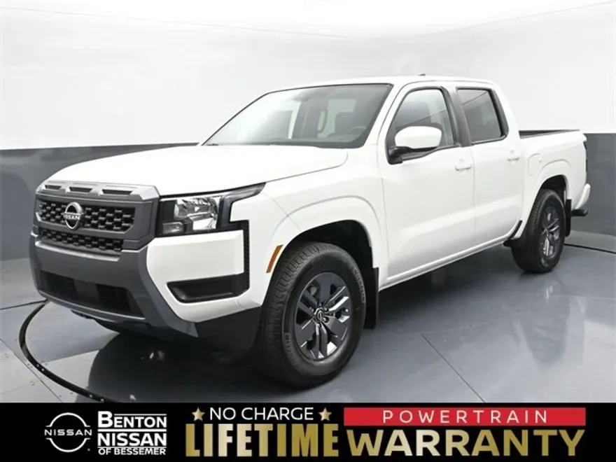 2025 Nissan Frontier SV photo 1