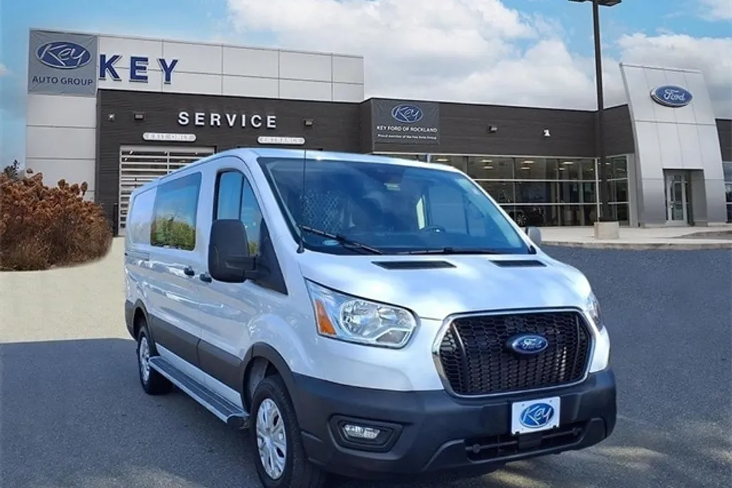 2022 Ford Transit photo 1