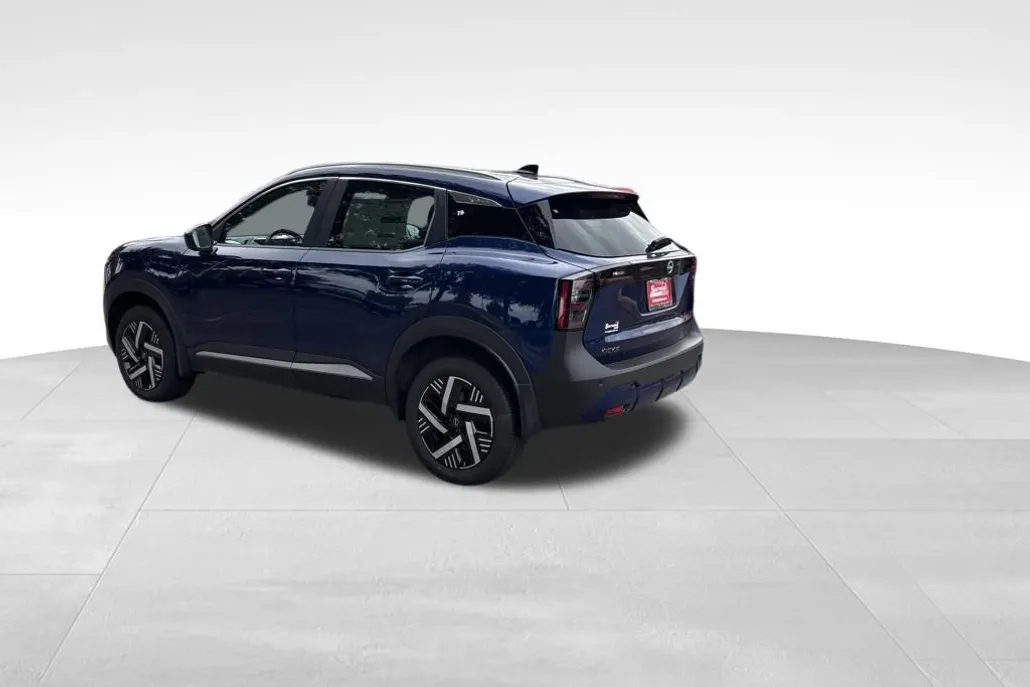 2026 Nissan Kicks SV photo 1