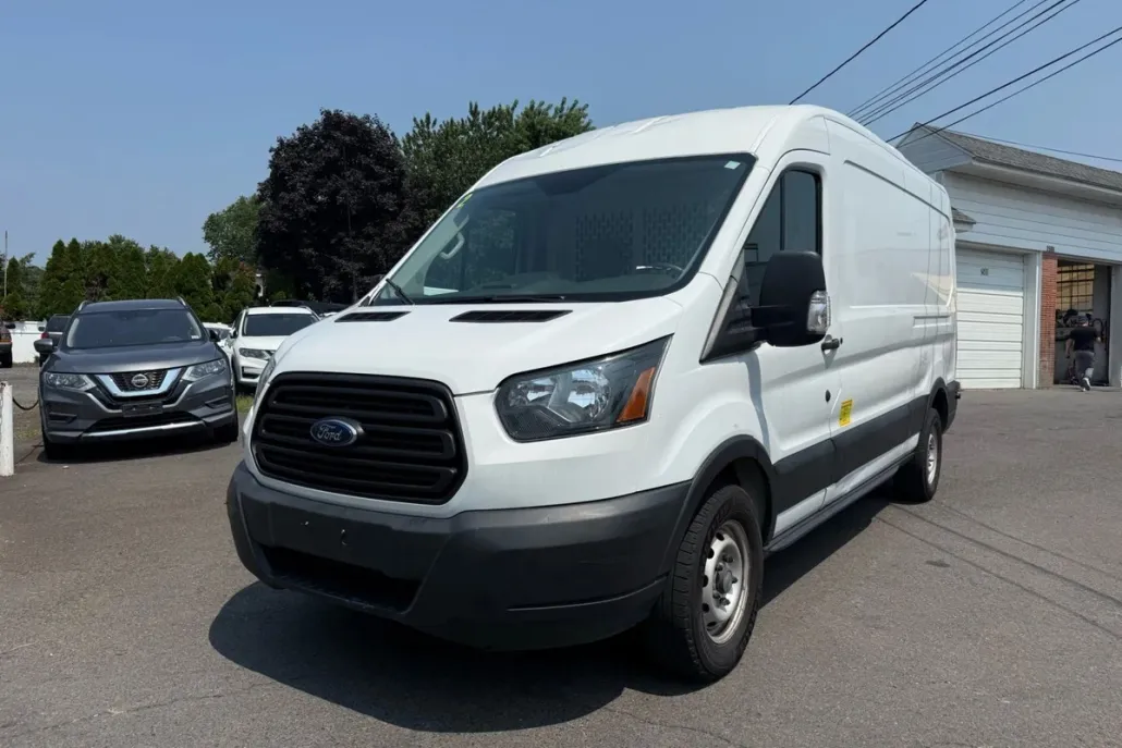 2019 Ford Transit Van photo 1